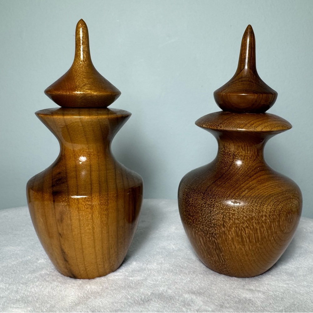 Vintage Elegant Myrtle Wooden Decorative - 2 pieces